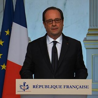 'Muchos extranjeros' entre las víctimas de Niza, dice Hollande