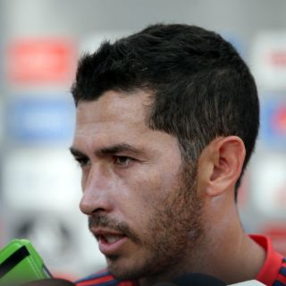 Israel Castro dejaría Chivas para jugar en España