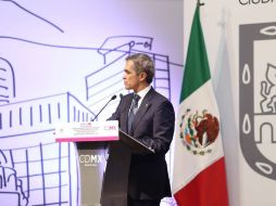 Mancera se habría reunido con liderazgos de las diversas corrientes perredistas para impulsar a Alejandra Barrales. TWITTER / @ManceraMiguelMX