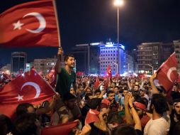 El intento golpista fue sofocado por la población, que escuchó el llamado de Erdogan. EFE / M. Becker