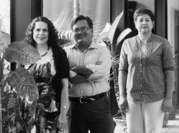 Silvia Castillero (directora), Víctor Ortíz (coeditor) y Sofía Rodríguez (coordinadora del programa Luvina Joven), parte del equipo. EL INFORMADOR / E. Barrera