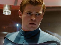 Hemsworth asumirá el rol que había interpretado en 2009. Su papel da vida al padre de Jim Kirk, intepretado por Chris Pine. ESPECIAL /
