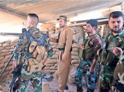 El ejército iraquí, junto con combatientes kurdos y el apoyo aéreo de Estados Unidos, buscan luchar en Mosul. SUN / H. Passarello