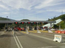 La autopista Chilpancingo-Acapulco (foto) y la carretera Pinotepa Nacional-Salina Cruz, entre las afectadas. TWITTER / @PoliciaFedMx