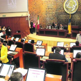 Alistan iniciativa para dar autonomía a la Contraloría