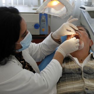 México sufre un alto nivel de enfermedades bucales: OMS