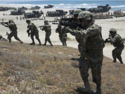 Durante las actividades, los elementos de Semar y de la Defensa, muestran su nivel de adiestramiento. TWITTER / @RimofthePacific