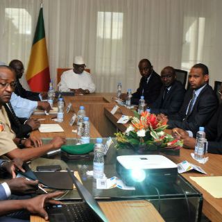 Mali decreta tres días de duelo y estado de emergencia