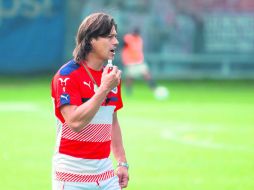 Ayer Almeyda se sinceró ante los medios y confesó que ante Pumas, no cayó en cuenta de que Calderón pudo cobrar el penalti. MEXSPORT /