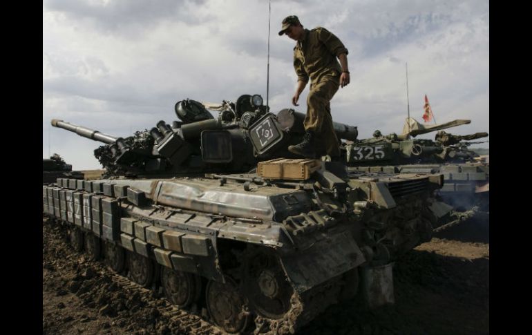 Cerca de 10 mil personas han muerto en el este de Ucrania desde el estallido del conflicto armado, en abril de 2014. EFE / ARCHIVO