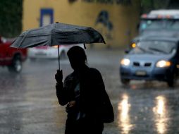 El SMN advirtió que podrían presentarse inundaciones en zonas bajas y saturación de drenajes en sitios urbanos. NTX / ARCHIVO