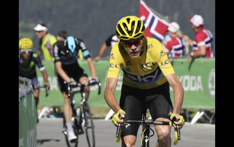 Froome batió en el último turno, por 21 segundos, al holandés Tom Dumoulin. AP / K. Tribouillard