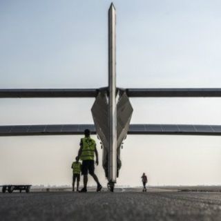 Solar Impulse 2 partirá de El Cairo hacia Abu Dabi