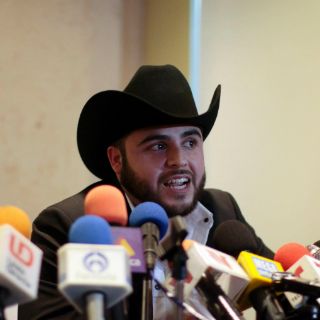 Gerardo Ortiz pide perdón a las mujeres por videoclip
