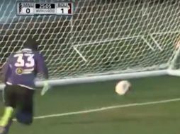 Además de ser recordado el momento por una acción desafortunada, el arquero llevará en sus hombros la derrota de su equipo. ESPECIAL /