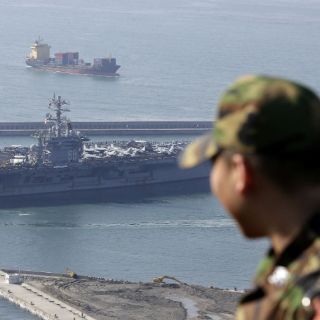 Pyongyang construye una base para submarinos