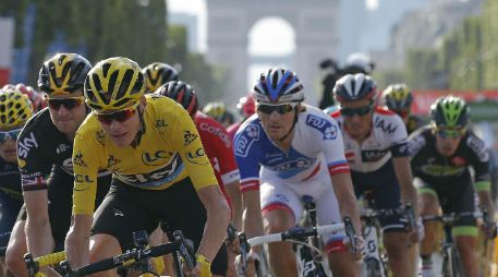 Froome, del equipo Sky, es el cuarto ciclista británico en los últimos cinco años en ganar el Tour de Francia. AP / C. Ena