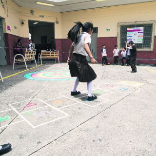 Apoyo a padres, clave para mejora de niños con trastornos