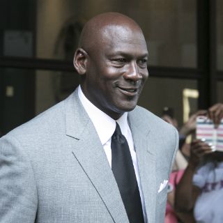 Michael Jordan critica ola de violencia en EU