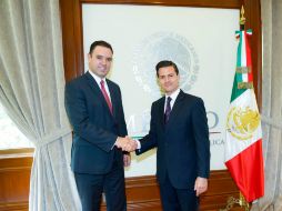 Peña Nieto y Tello se reunieron este martes en Los Pinos. TWITTER / @PresidenciaMX