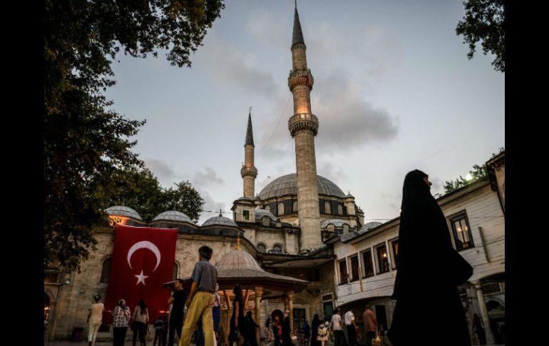 Estas detenciones se suman a otras miles que se han realizado desde la frustrada asonada en Turquía. AFP / O. Kose