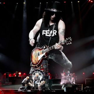 Más de 40 detenidos en conciertos de Guns N' Roses