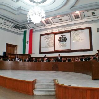 Pleno de Guadalajara aprueba concesionar baños de mercados