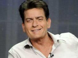 Charlie Sheen dió a conocer en 2015 que es portador del virus del VIH. AFP / ARCHIVO