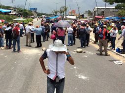 Los profesores se retiraron hacia las 15:30 horas; poco después empezó a fluir el tráfico de camiones de carga. SUN / ARCHIVO