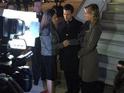 Peña Nieto y Angélica Rivera a su llegada a Buenos Aires. ESPECIAL /