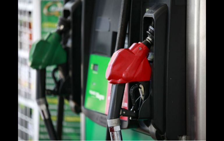 La gasolina Magna se venderá sólo dos centavos abajo de su máximo precio histórico. NTX / ARCHIVO