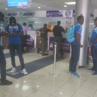 Aterriza de emergencia avión donde viajaban futbolistas hondureños