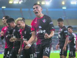 Luis Reyes grita a todo pulmón la anotación de los tapatíos, en la celebración del autogol veracruzano. MEXSPORT /