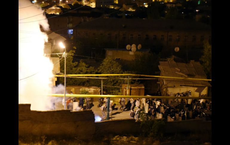 La protesta del viernes se saldó con 165 detenidos y más de 60 heridos. EFE / V. Baghdasaryan
