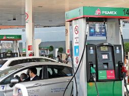 La SHCP dice que el aumento se debe al repunte observado en las referencias internacionales para los precios de los combustibles. SUN / ARCHIVO