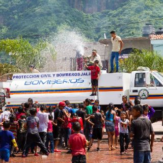 Brigada de Protección Civil 'revive' comunidades de Ribera de Chapala