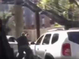 En marzo pasado, luego de darse a conocer que un escolta de Sentíes Palacio golpeó a un automovilista. YOUTUBE / WorldWideTVGNews