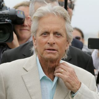 Sale de prisión hijo de Michael Douglas