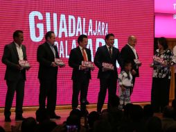 Los alcaldes metropolitanos acompañaron al gobernador Aristóteles Sandoval en la presentación de la marca 'Guadalajara, Guadalajara'. EL INFORMADOR / R. Tamayo