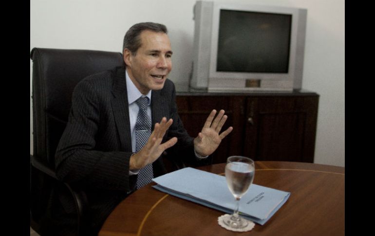 Cuatro días después de haber presentado la denuncia contra la entonces presidenta, Nisman fue encontrado muerto. AP / ARCHIVO