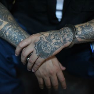 Bajo coraza de impunidad, narcos masacran a familias