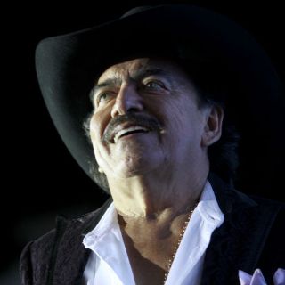 Liberan canciones de Joan Sebastian
