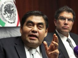 ''Pinocho Ochoa le mintió al país durante el tiempo que fue director de CFE'', acusa Barbosa en el Senado. SUN / ARCHIVO