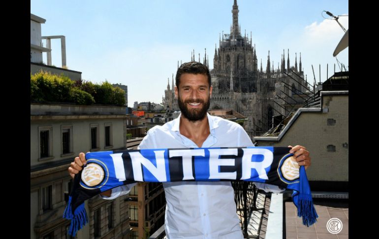 El italiano, que es un titular fijo de la Selección ''Azzurra'' deja al Lazio tras cuatro temporadas y media y 45 goles. TWITTER / @Inter