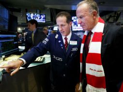 En adelante los inversores se concentrarán en los datos oficiales del empleo del viernes. EFE / ARCHIVO