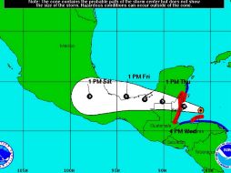 'Earl' se convirtió la tarde de este miércoles en huracán categoría I al alcanzar vientos de 120 km por hora. NTX / CORTESÍA