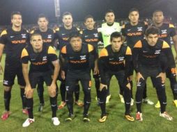 Murciélagos y la visita mostraron poco interés por salir de esos sitios y buscar trascender más arriba en la tabla. ESPECIAL /