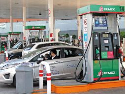 Acuerdan que la gasolina tendrá una banda de precios que podría bajar o subir con un límite de tres por ciento. SUN / ARCHIVO