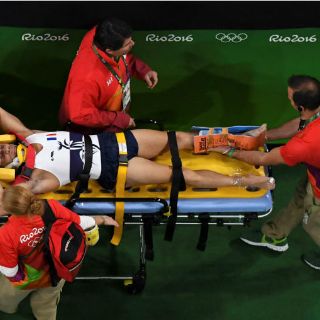 El gimnasta Ait Said, operado con éxito de la pierna izquierda