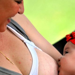 Madres lactantes son minoría en México